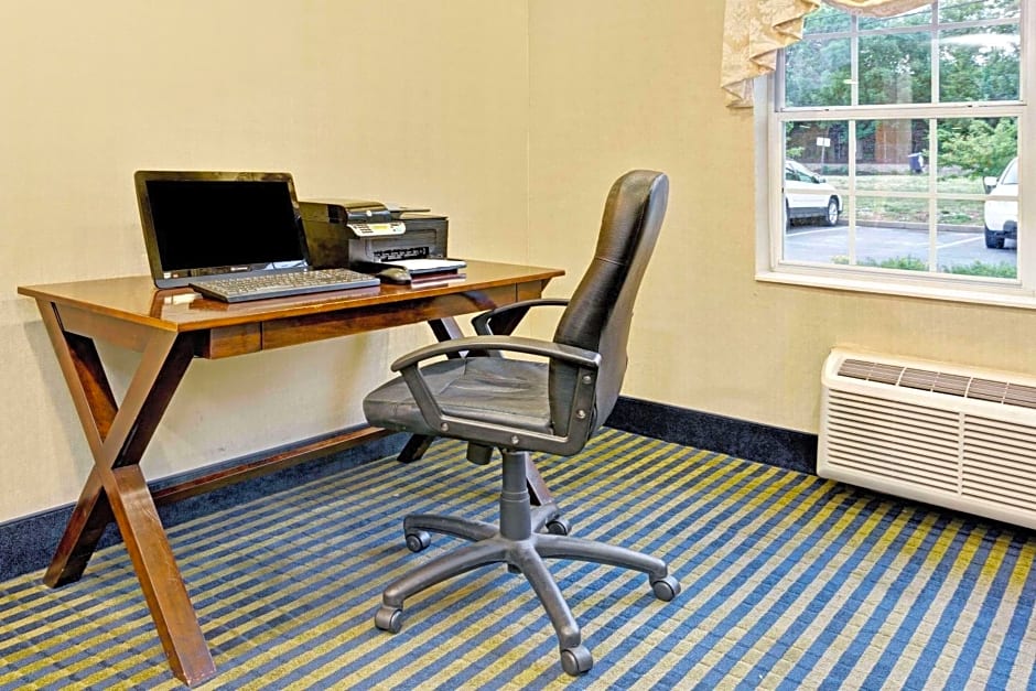 Microtel Inn & Suites By Wyndham Florence/Cincinnati Airport
