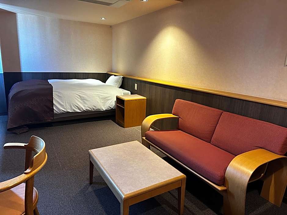 Hirosaki Touei Hotel