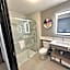 Midtown Suites - Greenville