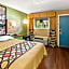 Super 8 by Wyndham Cincinnati/Springdale OH
