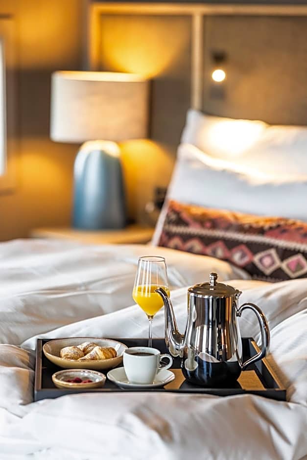 Henningsvær Bryggehotell - by Classic Norway Hotels