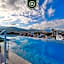 Great Design 1BR Condo - Rooftop pool