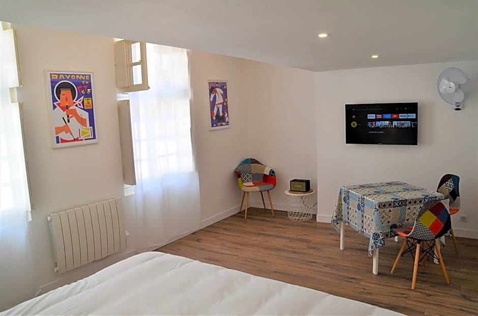 Maison d'hôtes City Break MIRADOUR