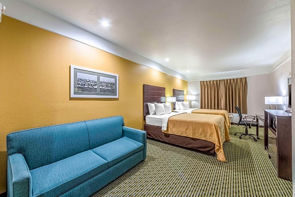 Quality Inn & Suites Seaworld North