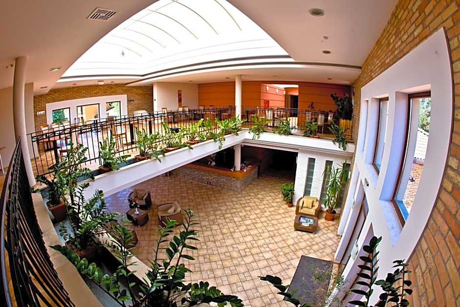 Budapest Airport Hotel Stacio Superior Wellness & Conference