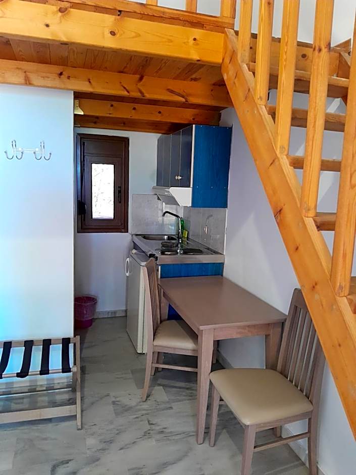 Kavos Melissa Studios