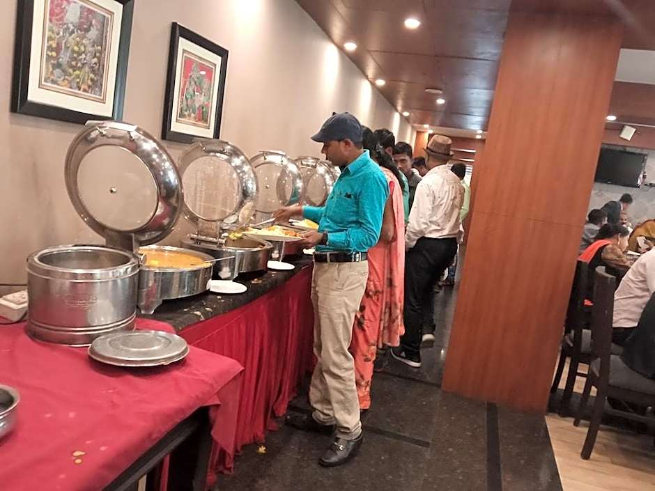 Hotel Shreehari Grand