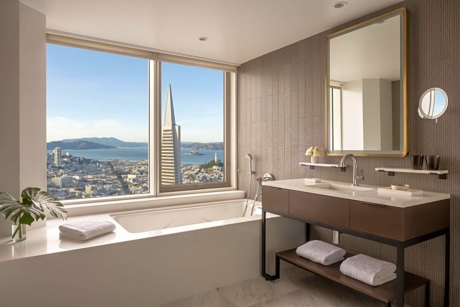 Four Seasons Hotel San Francisco at Embarcadero