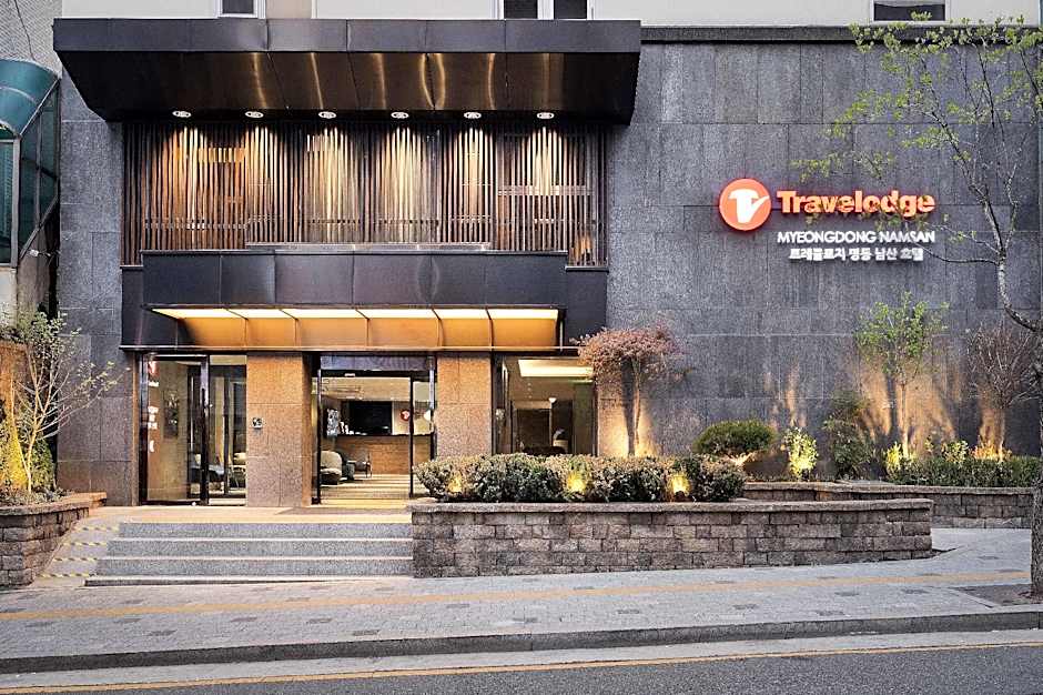 Photo 1 of 47 of Travelodge Myeongdong Namsan