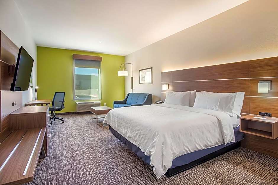 Holiday Inn Express & Suites East Tulsa - Catoosa By IHG