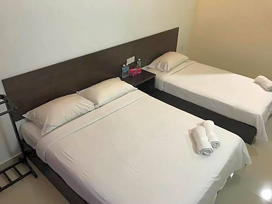 Teluk Lipat Seaview Inn