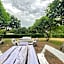 Creston Grand Hotel Suphan Buri