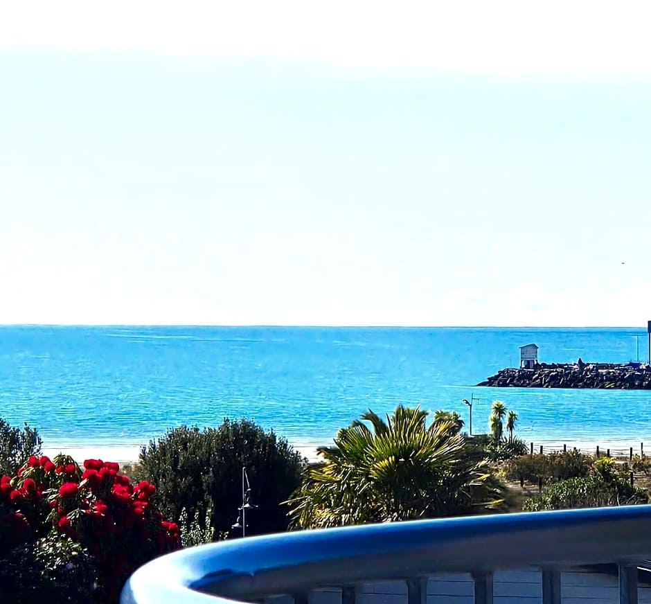 Bay City Motor Lodge