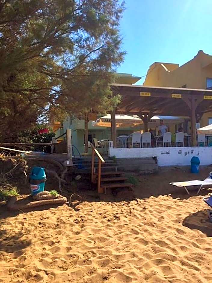 Vetoulas Suites n Studios in Stalos beach