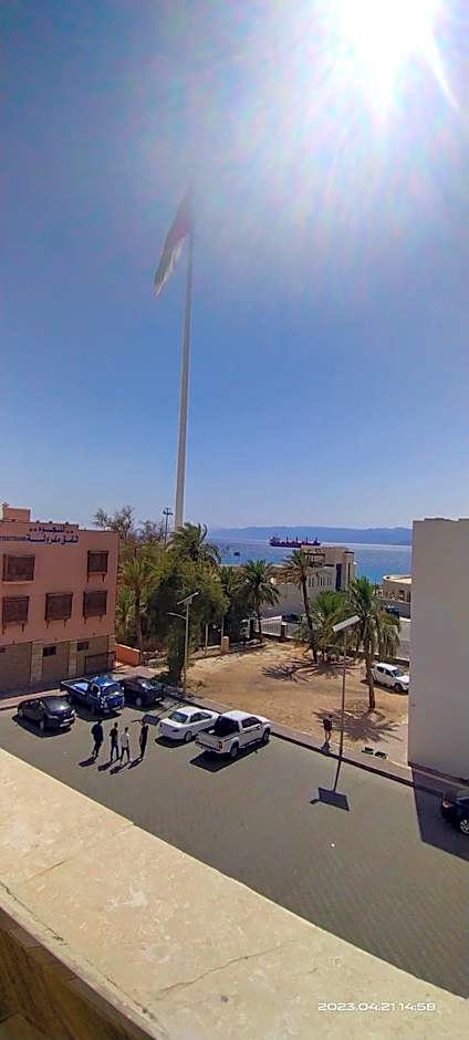 Happy Beach For Studio Rooms Apartment شاطئ السعادة للشقق المفروشة