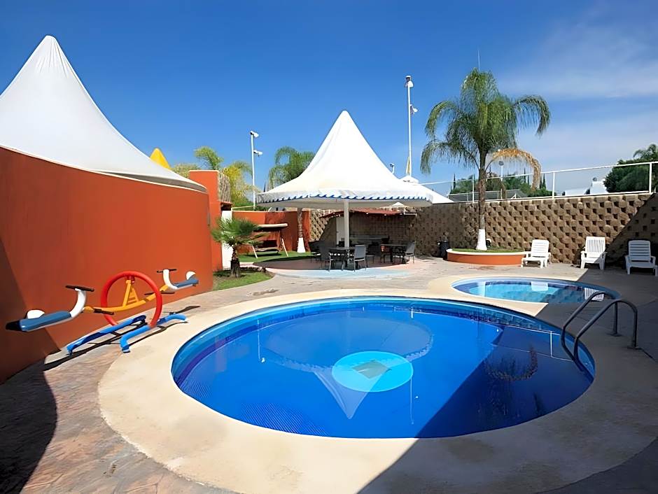 Hotel Splash Inn