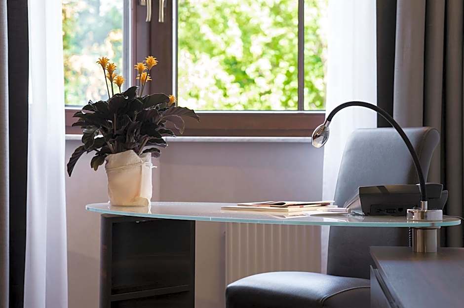 Land & Golf Hotel Stromberg