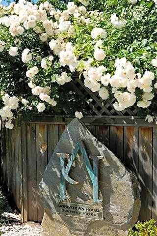 Arrowtown House Boutique Hotel