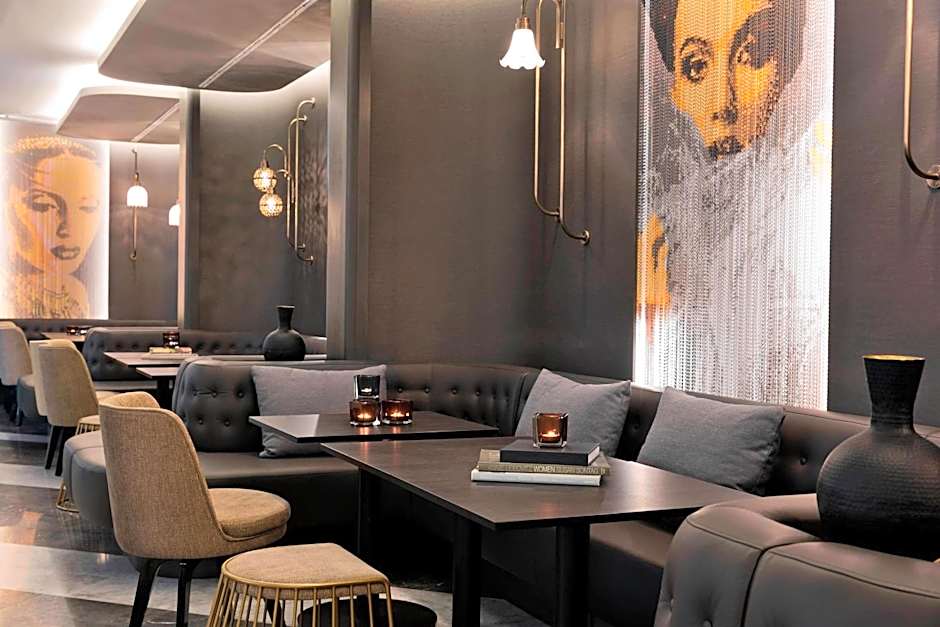 Renaissance® Vienna Schonbrunn Hotel