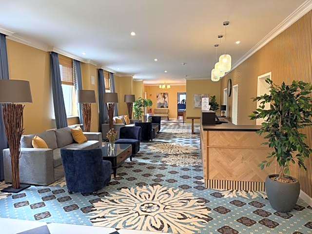 Hotel Royal