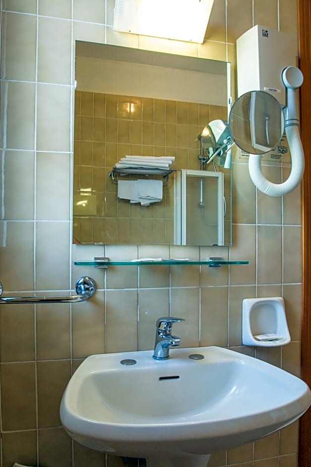Hotel Genzianella