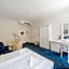 Self-Check-In Hotel Adlon