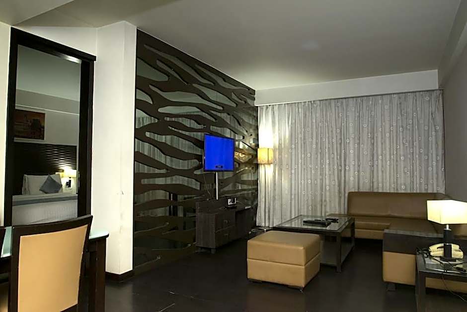 Ambar Sarovar Portico Hotel - Gandhidham