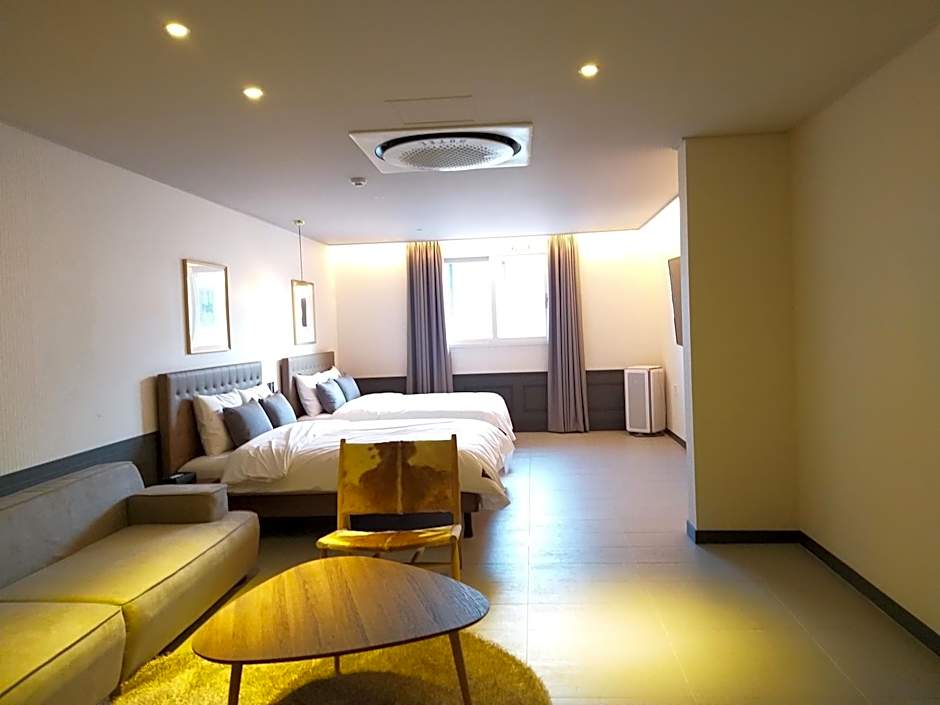 Brown Dot Hotel Gyeongju