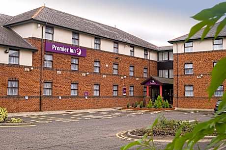 Premier Inn Livingston (M8, Jct3)