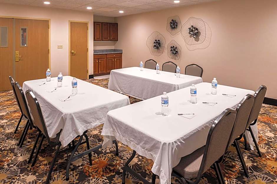 Hampton Inn By Hilton Elkhart