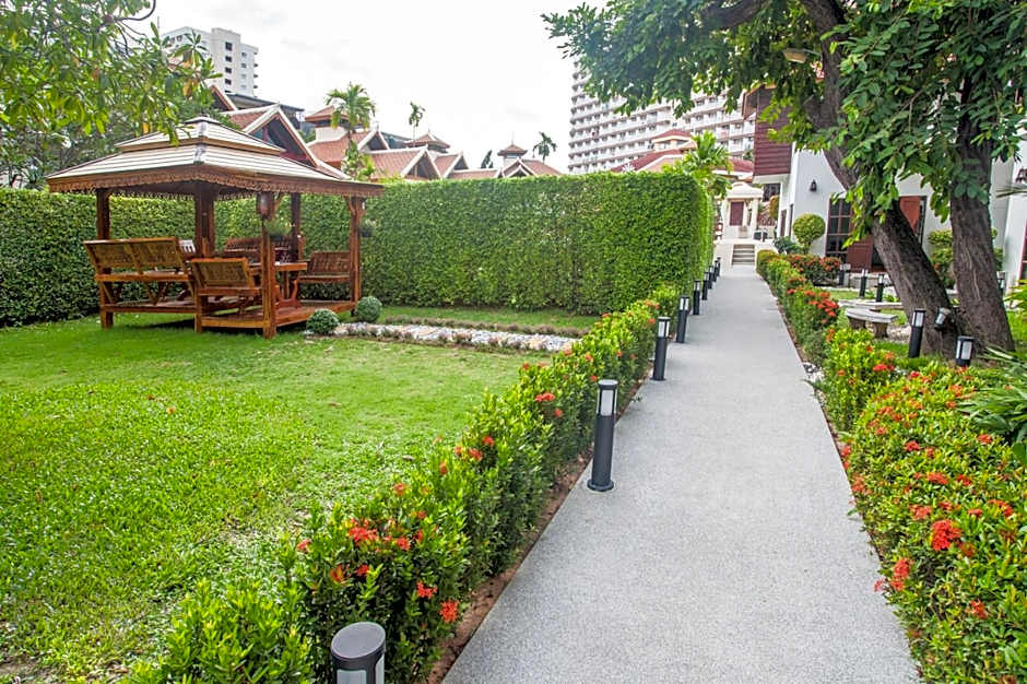 Achawalai Residence Village By Song – Pattaya, DC