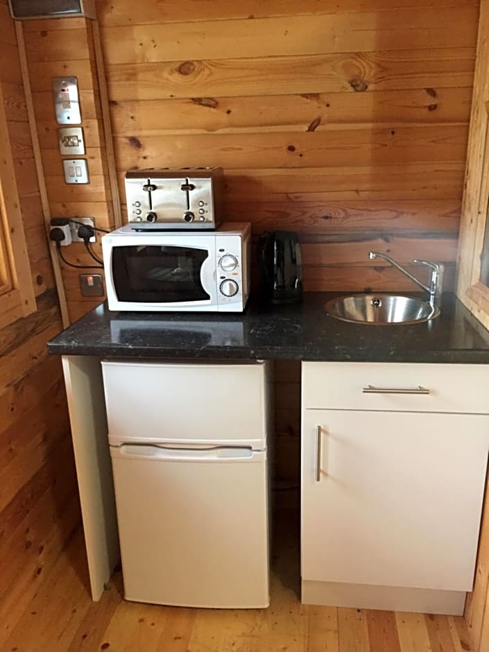 Chalet Superking bed Free Sauna jacuzzi