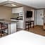 Campus Tower Suite Hotel
