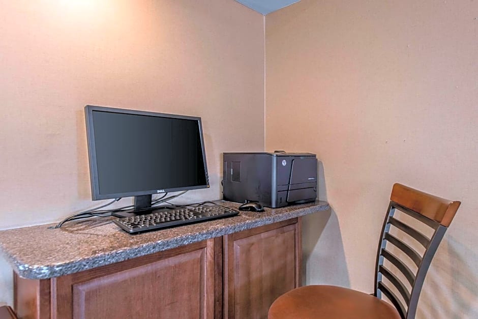 Quality Inn South Colorado Springs