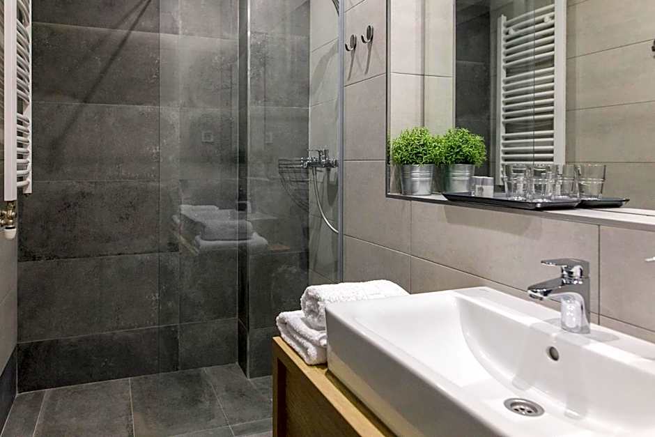 Arhiv Boutique House