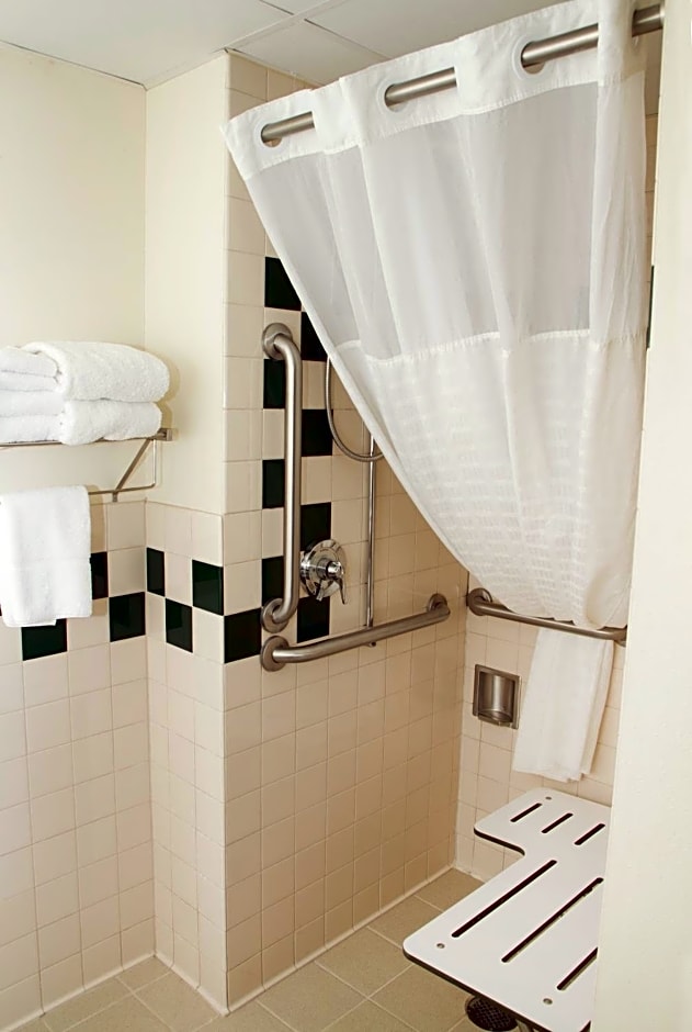 AmericInn by Wyndham Wisconsin Dells
