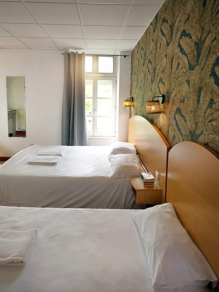 Photo 1 of 7 of Triple Room