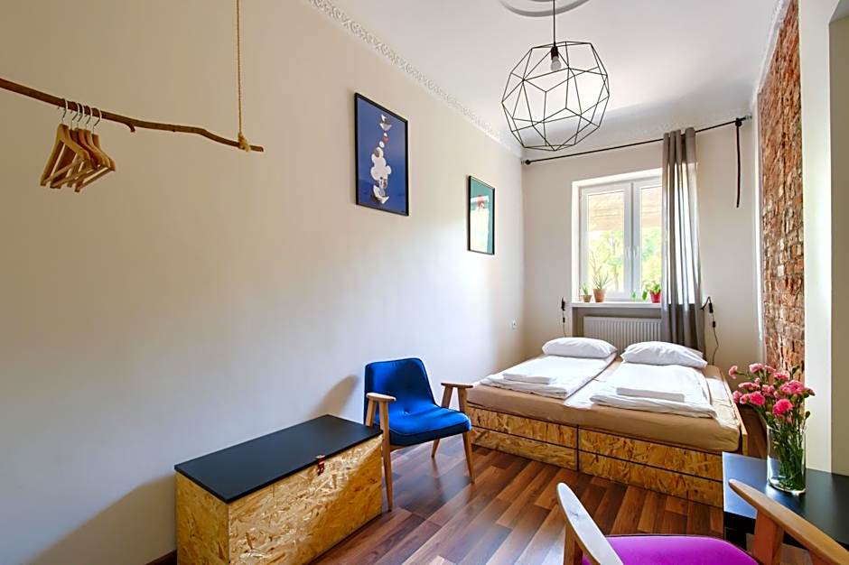Lull Hostel
