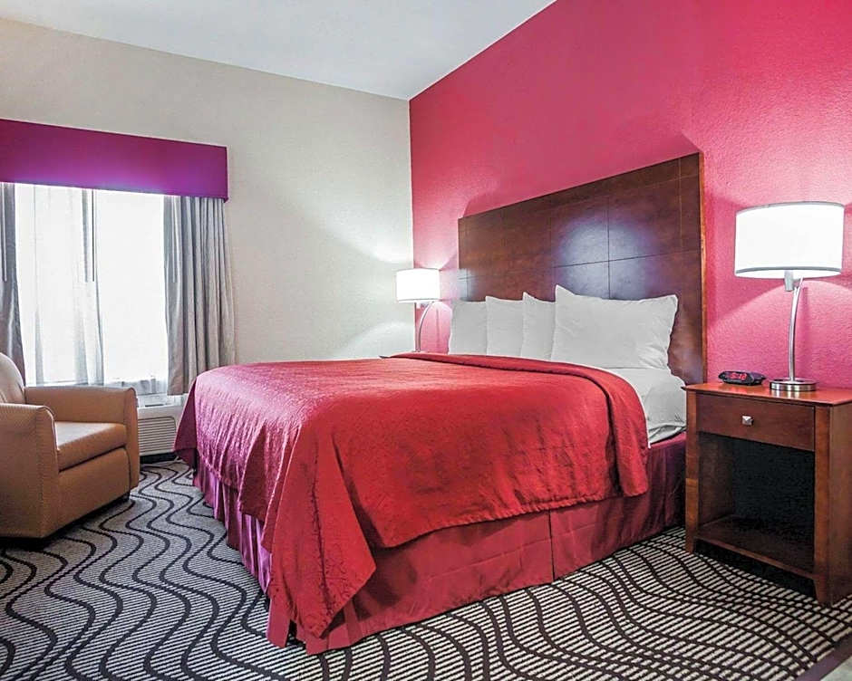 Quality Inn & Suites Altoona
