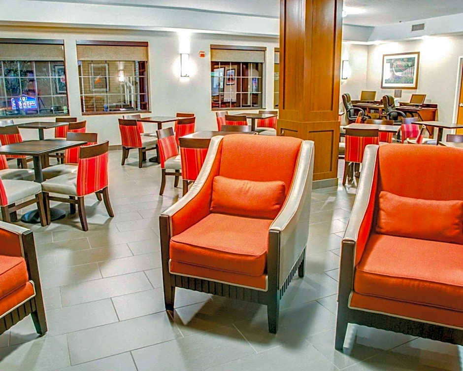 Comfort Suites Tyler South