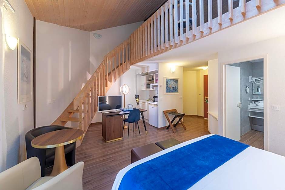 Logis Hotel Arc En Ciel