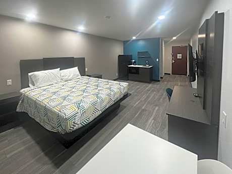 King Room - Disability Access - Non-Smoking