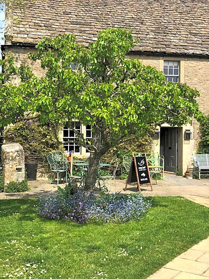 Pear Tree Inn Whitley