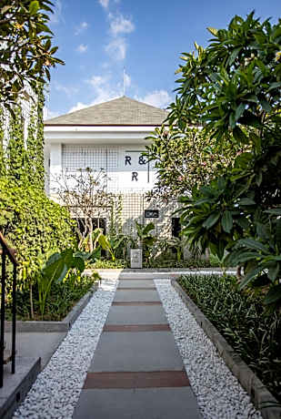 Rhythm & Rumble Hostel