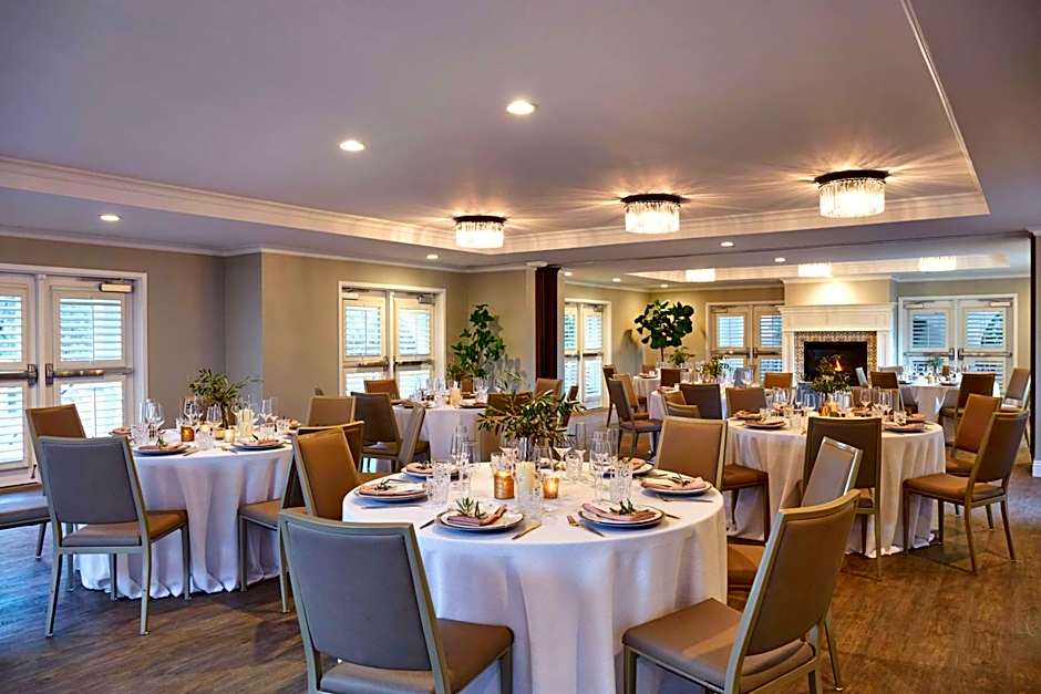 The Lodge at Healdsburg, tapestry Collection by Hilton