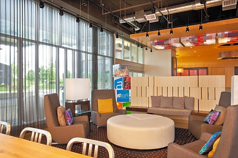 Aloft Bolingbrook