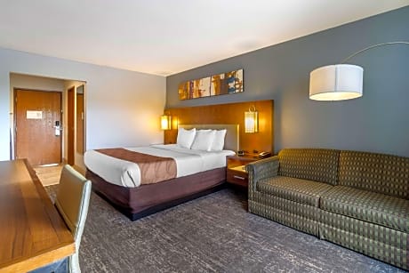 1 King Bed, 2-Person Sofa bed, Nonsmoking