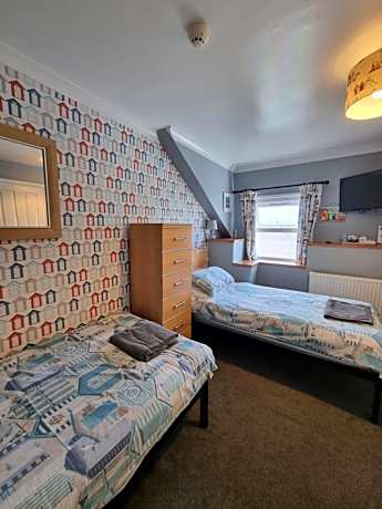 Standard Twin Room with Garden View