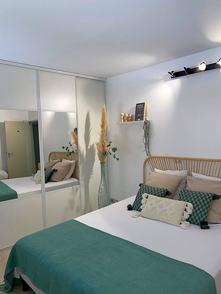 Logis Hôtel La Fenière