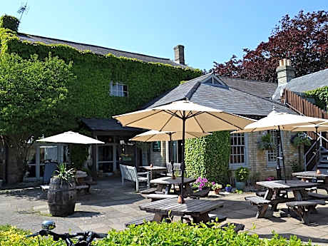 The White Hart Inn